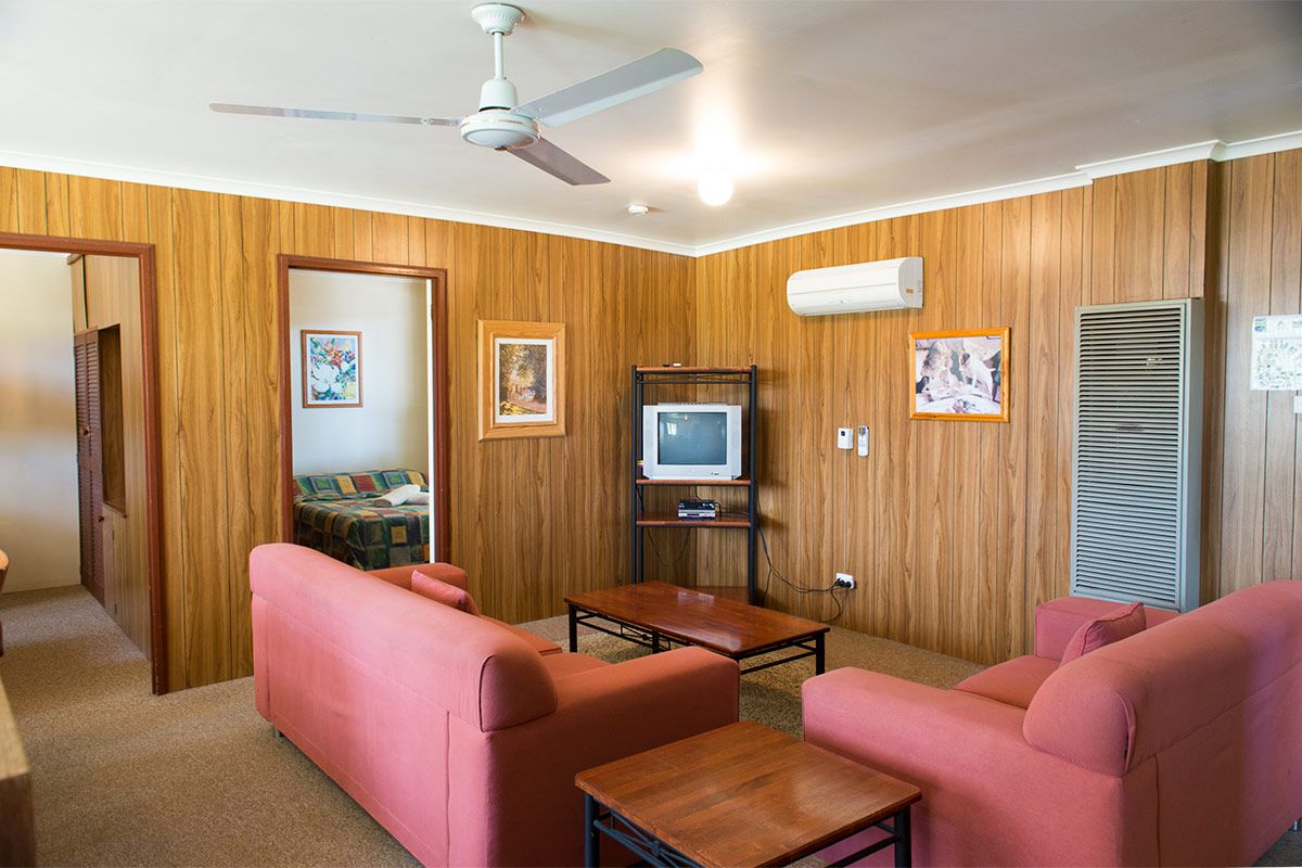 Kalganyi-deluxe-penthouse-03.jpg